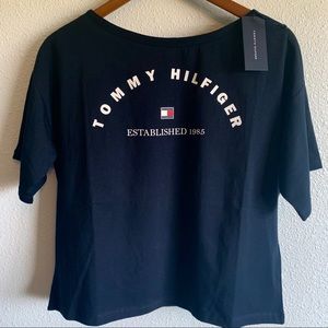 NWT Tommy Hilfiger Navy Crop Top Size Small